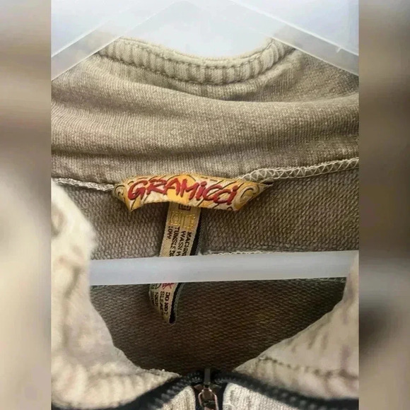 Gramicci Long Sleeve 1/4 Zip Pullover
Sweater Size M - Picture 2 of 4